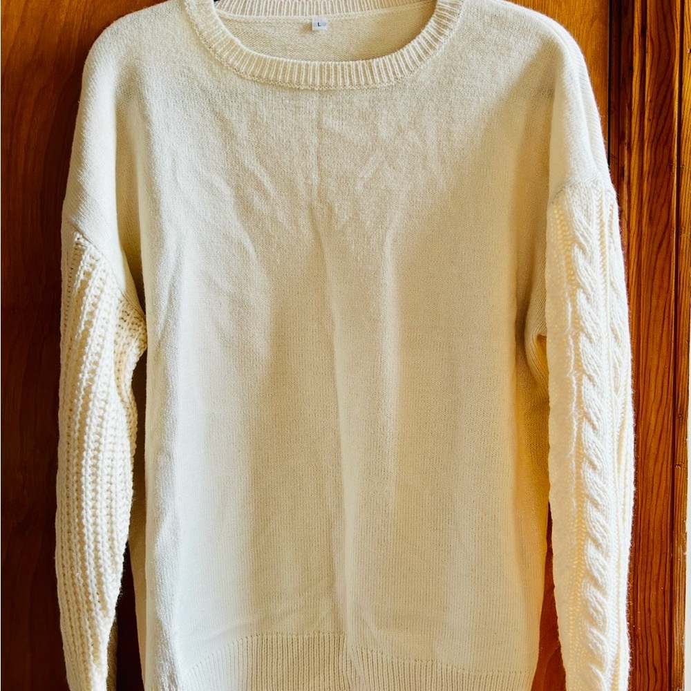 Elegant Cream Women's Crew Neck Sweater
